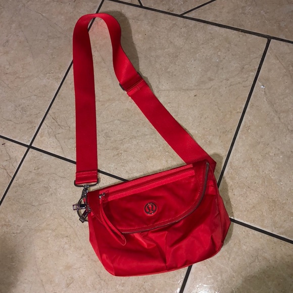 lululemon athletica Handbags - LULULEMON Festival Red Bag ❗️Final Price❗️